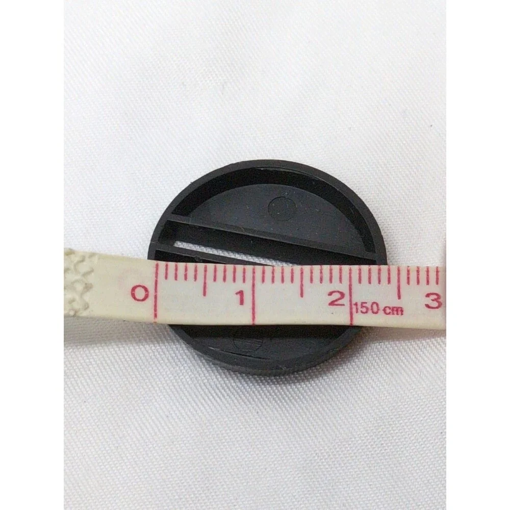 (25) 1992 Games Workshop 25mm Round Miniature Base With Slot